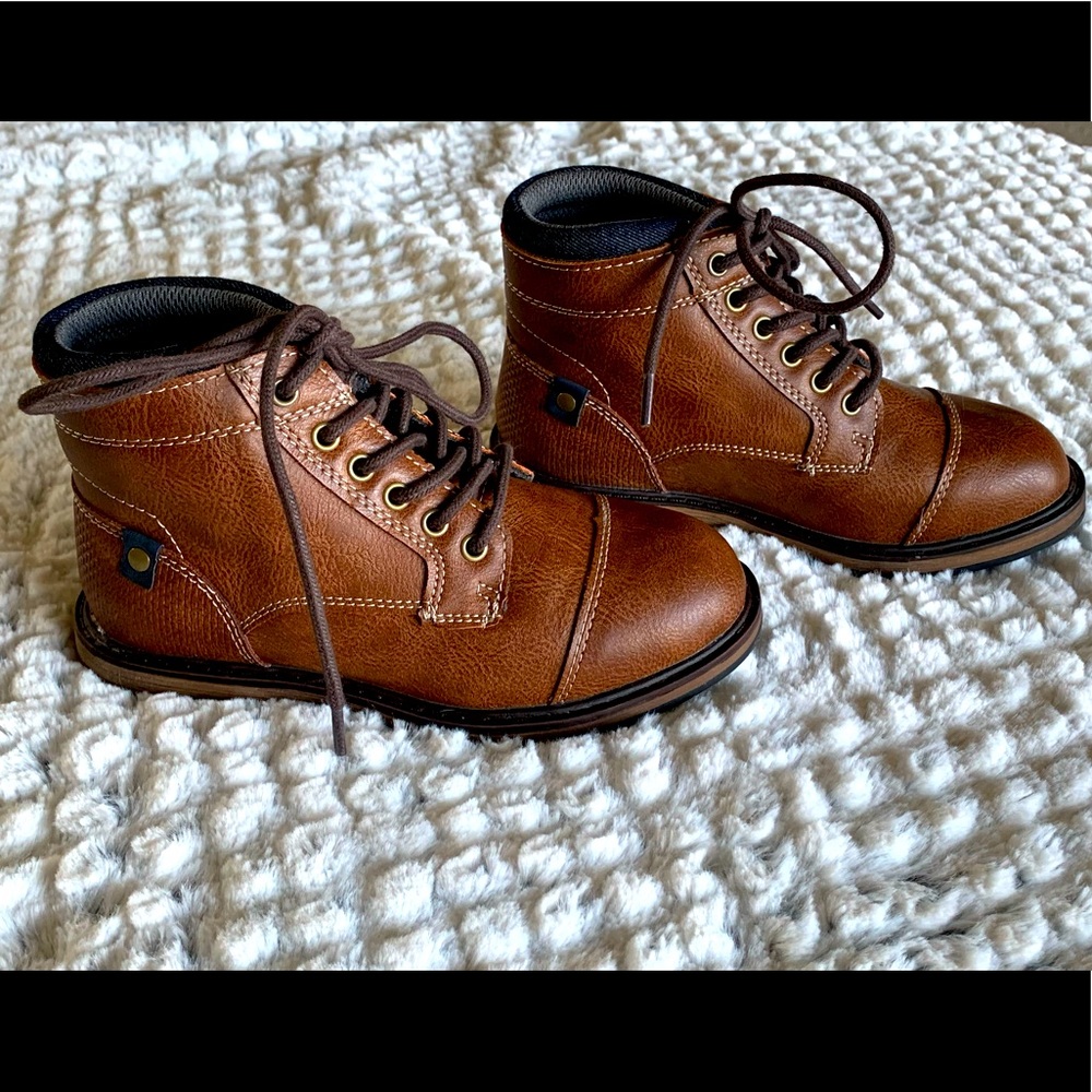 Boys (man made) leather boots